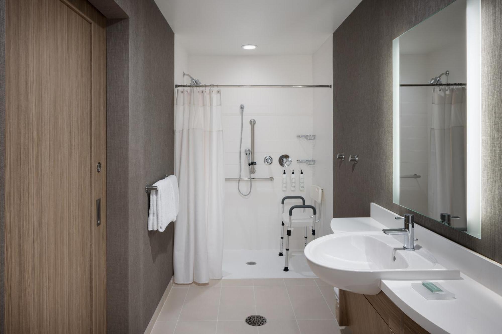 Springhill Suites By Marriott بولينغ غرين المظهر الخارجي الصورة